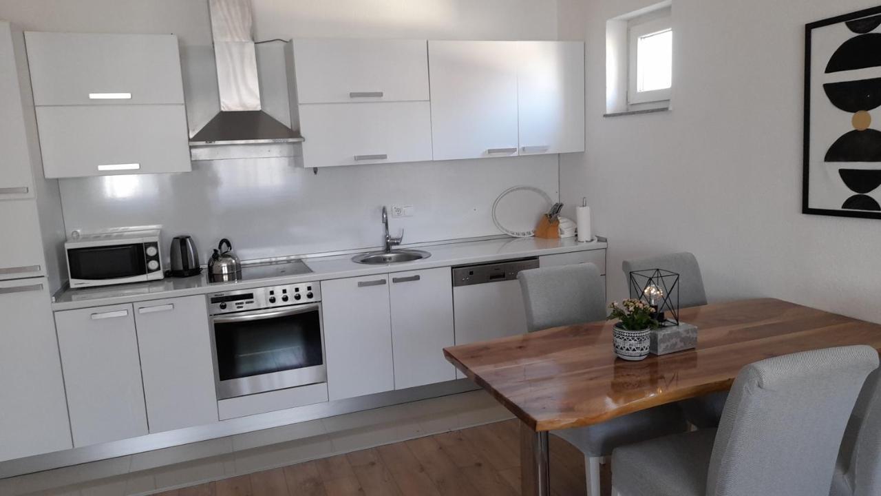 Elite Apartment Jasmina Bihać Buitenkant foto